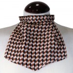3401-086-104_01_Pañuelo de Traqueotomia Estampado Geometrico